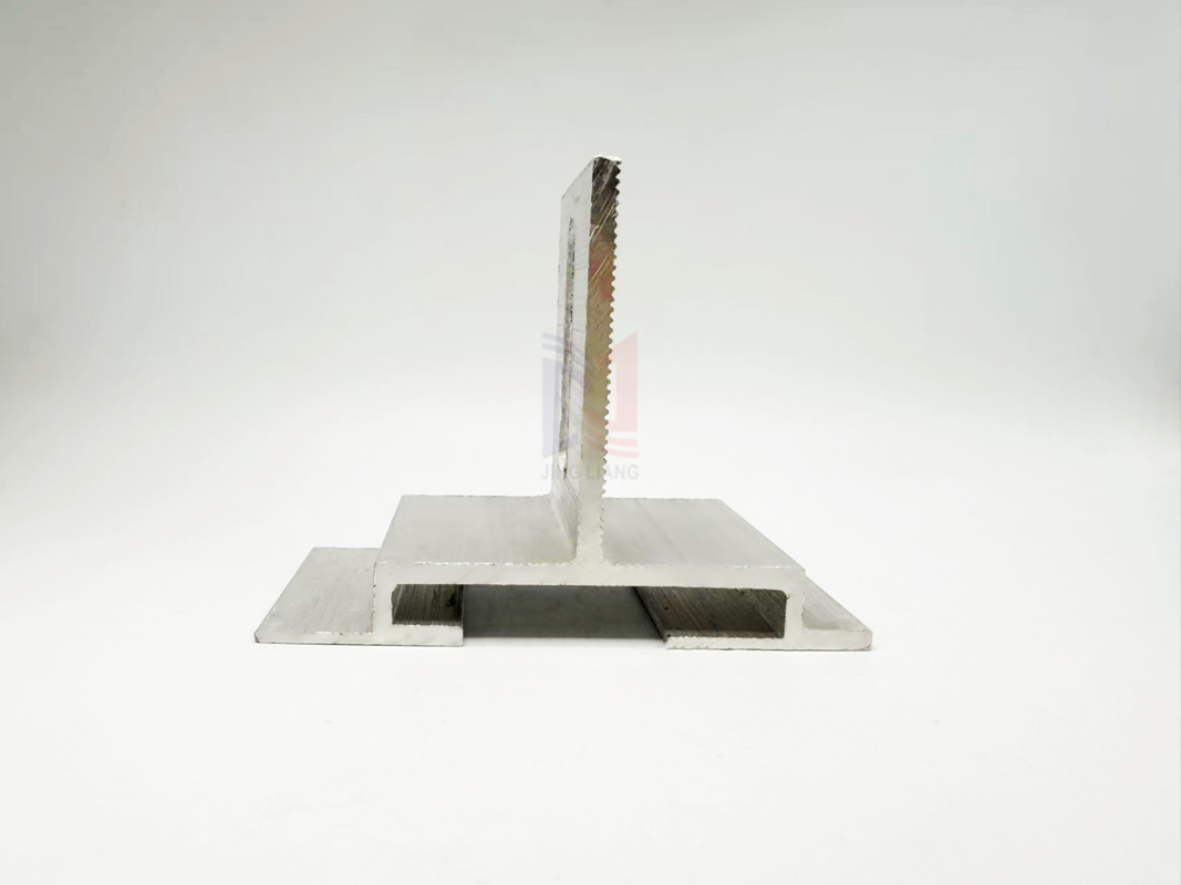 18mmテラコッタパネル外装支持システム用軽量・高耐久レール