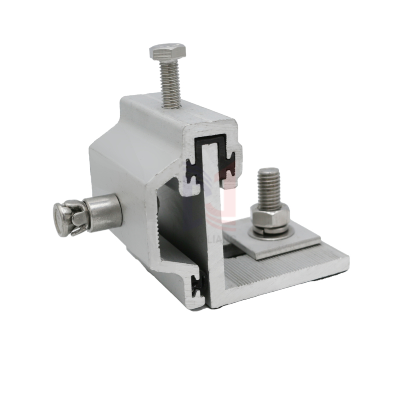 高耐久性アルミクリップ 商業・産業用建物における石面支柱システム